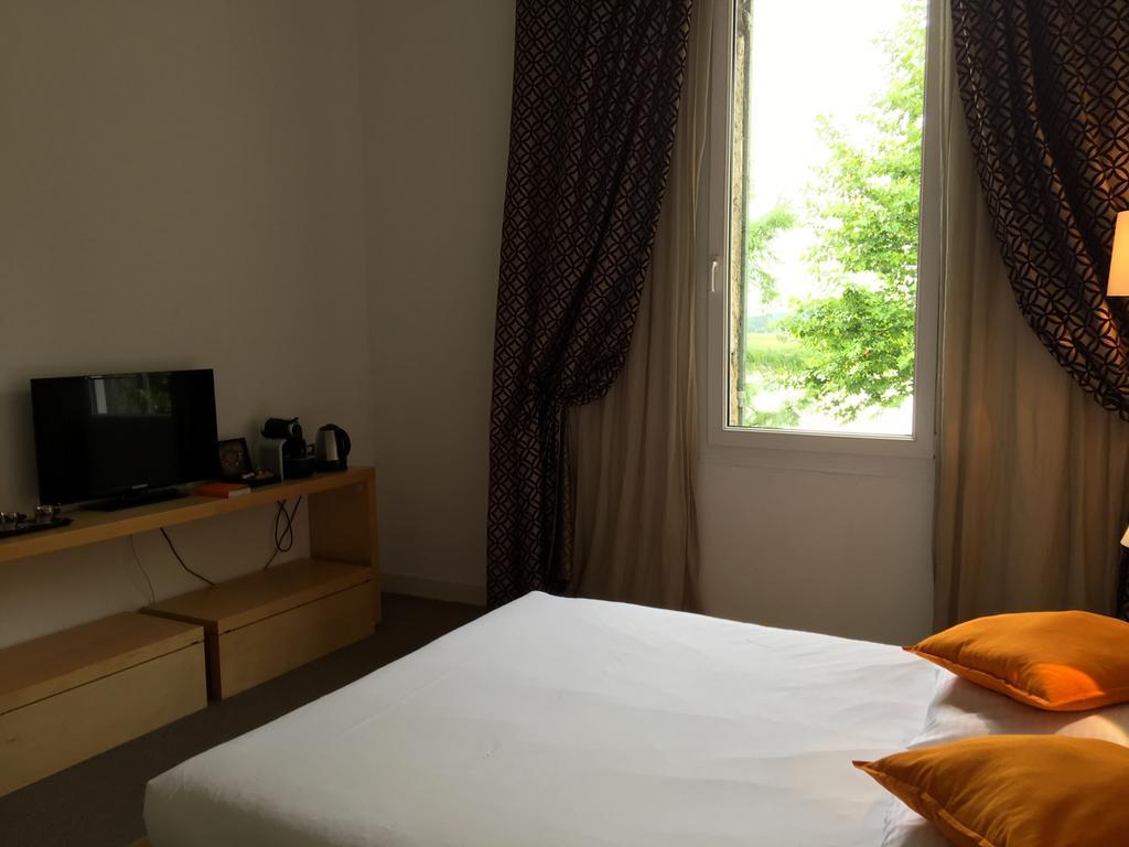 Génissac Maison D'Hotes L'Arbre Rouge חדר תמונה