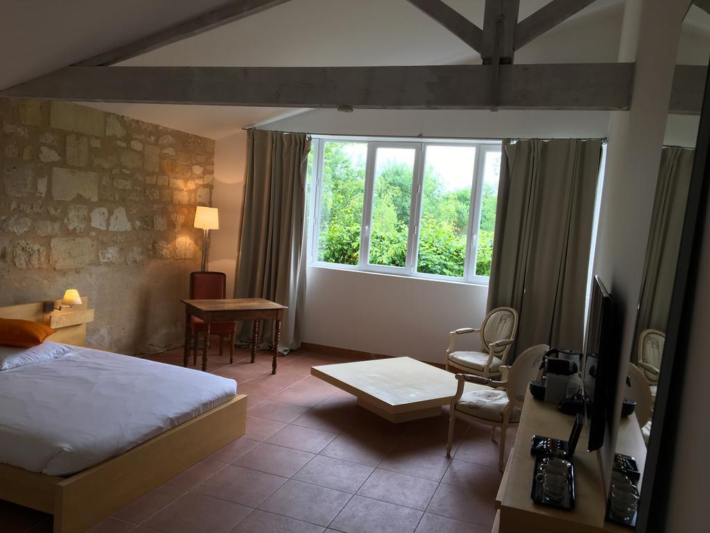 Génissac Maison D'Hotes L'Arbre Rouge מראה חיצוני תמונה